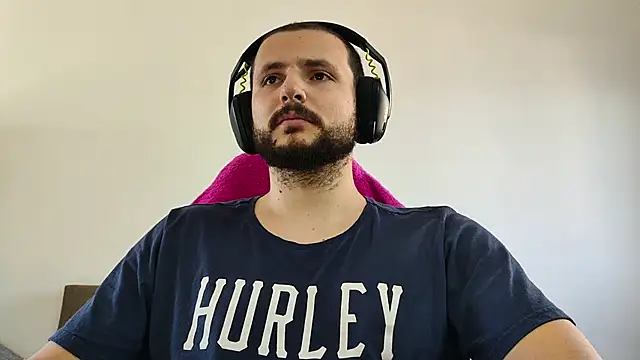 Snapshot of iurytx chatting on 10/04/25, 04:27 iurytx online show from 10/04/25, 04:27