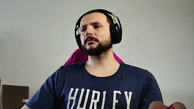 Snapshot of iurytx chatting on 10/09/25, 07:45 iurytx online show from 10/09/25, 07:45