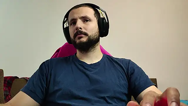 Snapshot of iurytx chatting on 10/19/25, 08:59 iurytx online show from 10/19/25, 08:59