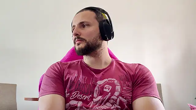 iurytx online show from 11/21/25, 05:33