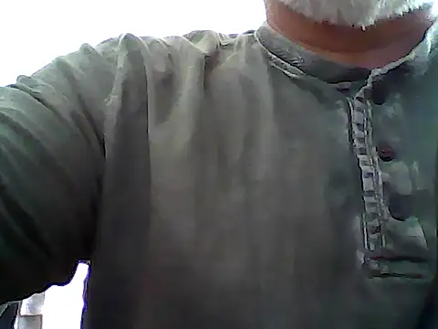 Snapshot of xcimeru chatting on 02/26/25, 03:08 xcimeru online show from 02/26/25, 03:08