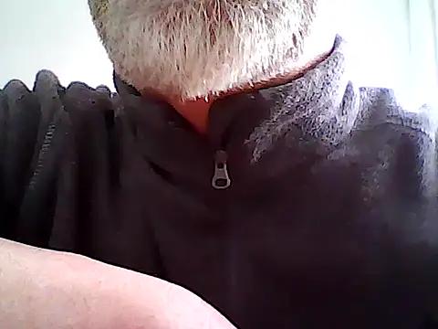 Snapshot of xcimeru chatting on 03/12/25, 02:34 xcimeru online show from 03/12/25, 02:34