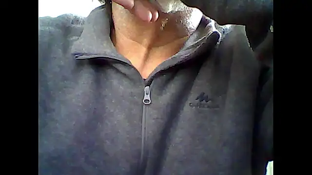 Snapshot of xcimeru chatting on 10/01/25, 07:14 xcimeru online show from 10/01/25, 07:14