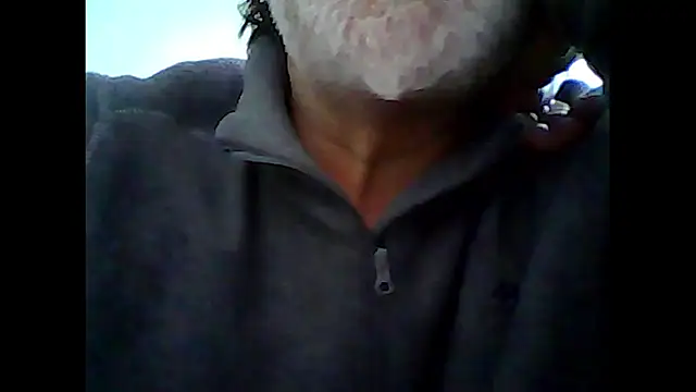 Snapshot of xcimeru chatting on 10/02/25, 06:42 xcimeru online show from 10/02/25, 06:42