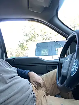 Snapshot of Themechanic420 chatting on 12/19/24, 08:13 Themechanic420 online show from 12/19/24, 08:13