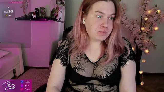 Nancy Sun  online show from 03/22/25, 02:58