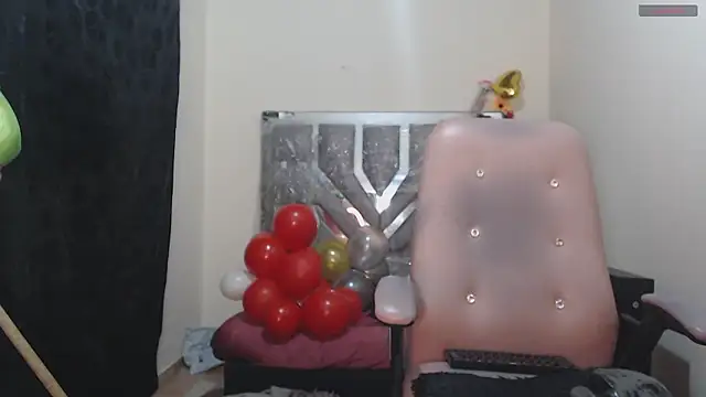 toxxxic cams online show from 05/26/26, 07:37
