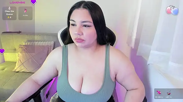 ambar-wells online show from 07/21/26, 04:53
