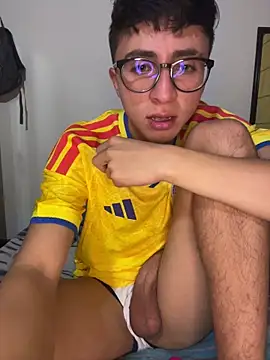 CamiRojas boy online show from 06/18/26, 04:57