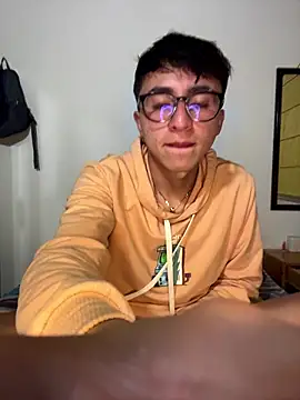 CamiRojas boy online show from 07/07/26, 03:42
