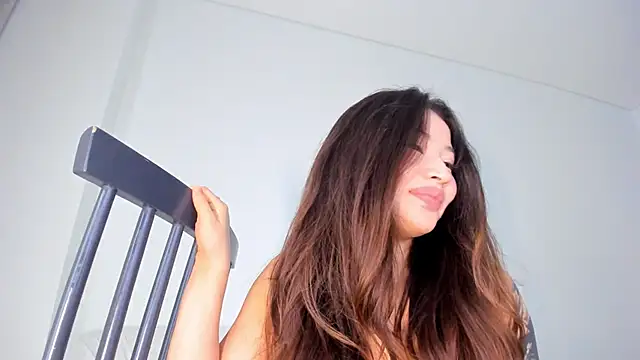 kawaii mia online show from 12/07/24, 01:47