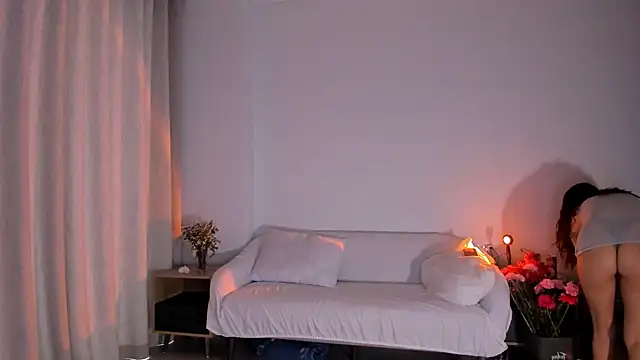 kawaii mia online show from 12/27/24, 01:53