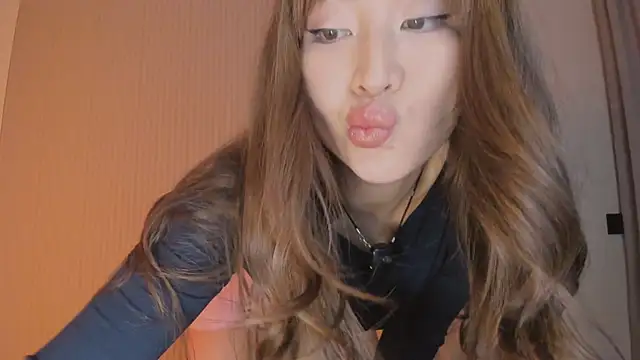 kawaii mia online show from 03/17/26, 04:54