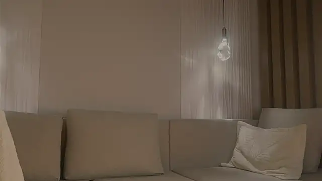 kawaii mia online show from 04/25/26, 07:11