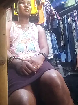 Hailey BaileyXYZ online show from 11/04/25, 12:48