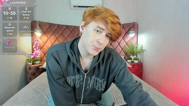 Snapshot of _YummyTony_ chatting on 05/26/26, 07:04 YummyTony online show from 05/26/26, 07:04