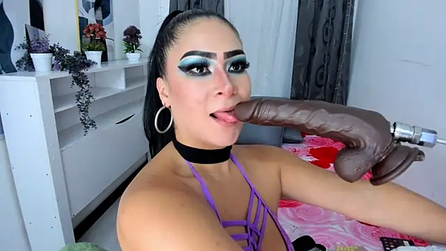 Snapshot of Angie_Will chatting on 12/05/24, 09:28 Angie Will online show from 12/05/24, 09:28