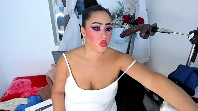 Snapshot of Angie_Will chatting on 02/01/25, 04:46 Angie Will online show from 02/01/25, 04:46