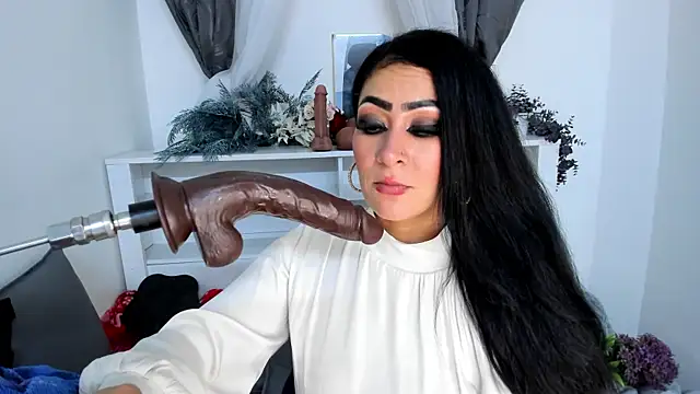 Snapshot of Angie_Will chatting on 02/11/25, 03:40 Angie Will online show from 02/11/25, 03:40