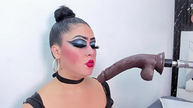 Snapshot of Angie_Will chatting on 03/06/25, 11:42 Angie Will online show from 03/06/25, 11:42