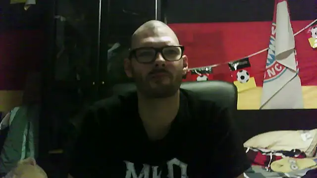 Die-geile-Sau online show from 11/28/25, 08:11