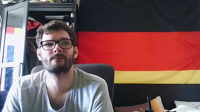 Snapshot of Die-geile-Sau chatting on 06/27/26, 11:15 Die-geile-Sau online show from 06/27/26, 11:15