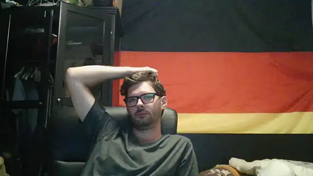 Snapshot of Die-geile-Sau chatting on 07/04/26, 09:10 Die-geile-Sau online show from 07/04/26, 09:10