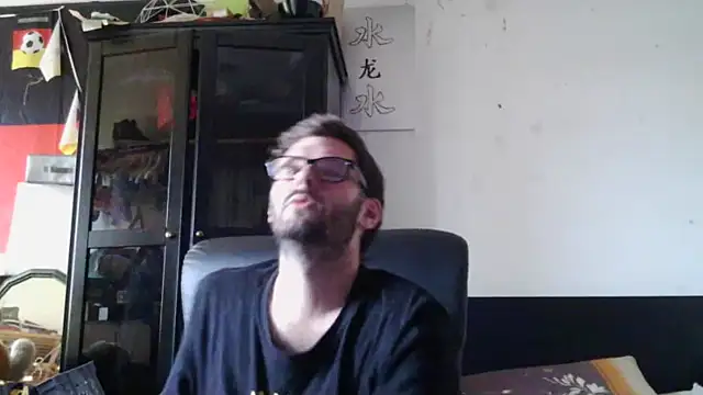 Snapshot of Die-geile-Sau chatting on 07/17/26, 05:07 Die-geile-Sau online show from 07/17/26, 05:07