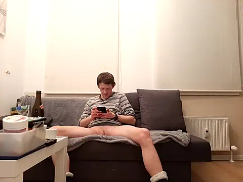 Snapshot of Ebinator666 chatting on 01/22/25, 11:43 Ebinator666 online show from 01/22/25, 11:43