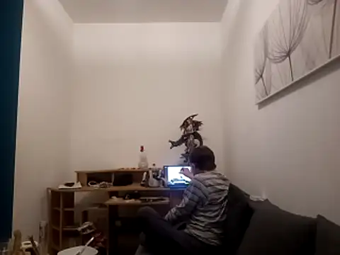 Snapshot of Ebinator666 chatting on 01/30/25, 02:27 Ebinator666 online show from 01/30/25, 02:27