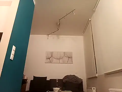 Snapshot of Ebinator666 chatting on 02/06/25, 03:37 Ebinator666 online show from 02/06/25, 03:37