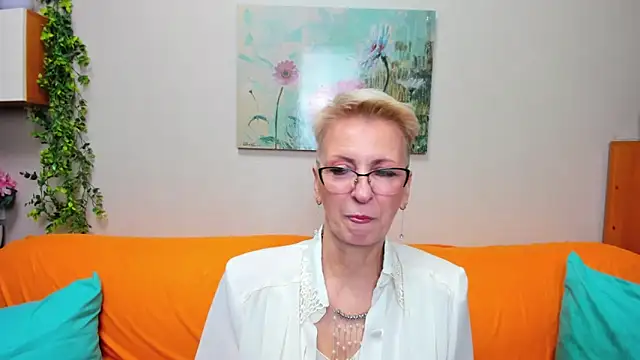 iamyourdream89 online show from 12/21/25, 07:48