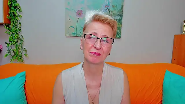 iamyourdream89 online show from 02/02/26, 11:31