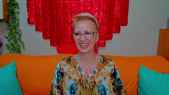 iamyourdream89 online show from 03/01/26, 10:06