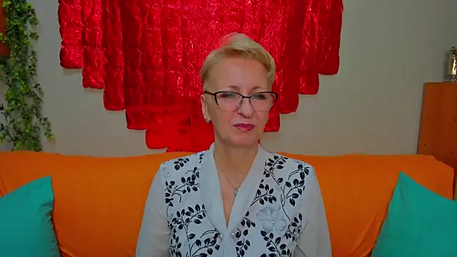 iamyourdream89 online show from 03/08/26, 05:17