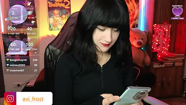 Snapshot of avi_frost chatting on 02/08/25, 10:29 avi frost online show from 02/08/25, 10:29