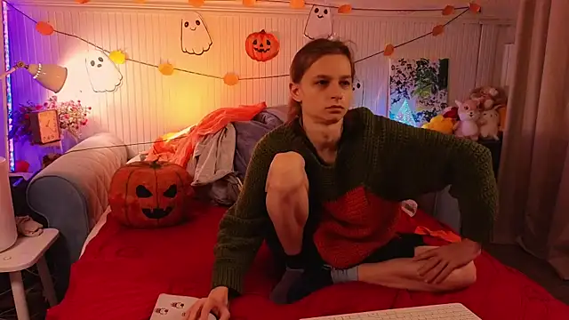 Frank Fraer online show from 10/31/25, 10:22