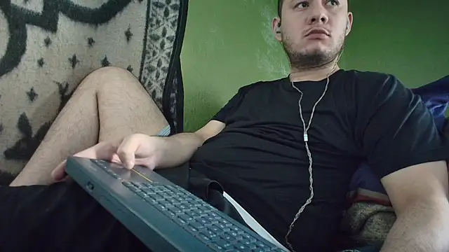 sweet cock28 online show from 10/24/25, 03:30