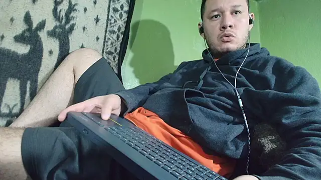 sweet cock28 online show from 02/01/26, 02:04