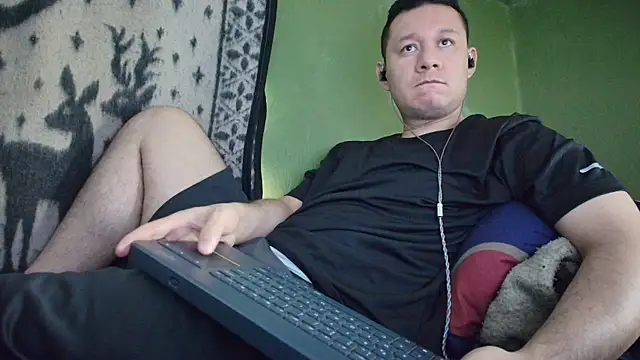 sweet cock28 online show from 04/20/26, 03:15