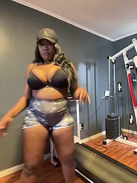 MySweetPerla21 online show from 06/05/26, 06:46