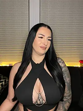 Mia-Bremer online show from 02/15/26, 12:36