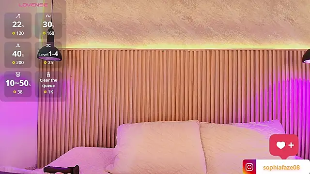 big tits in your face online show from 12/14/25, 08:13