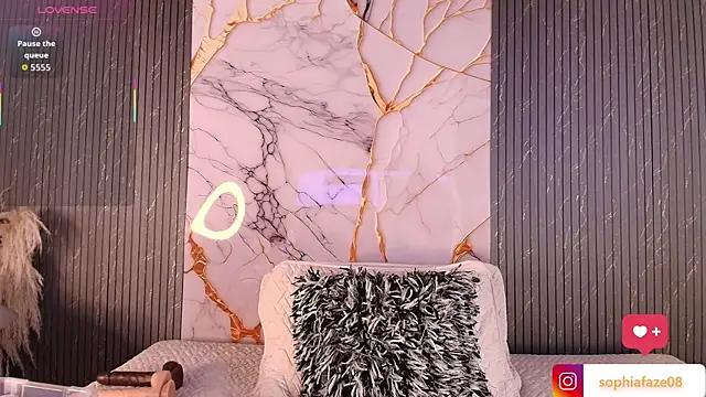 big tits in your face online show from 02/04/26, 08:14