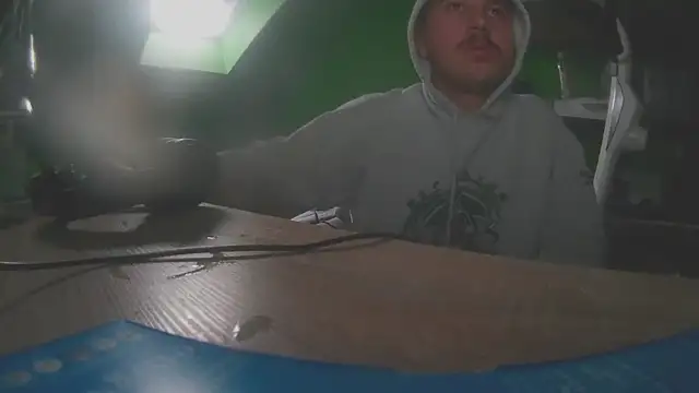 Snapshot of capoloveu chatting on 02/20/25, 02:35 capoloveu online show from 02/20/25, 02:35