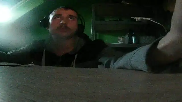 Snapshot of capoloveu chatting on 03/01/25, 04:11 capoloveu online show from 03/01/25, 04:11