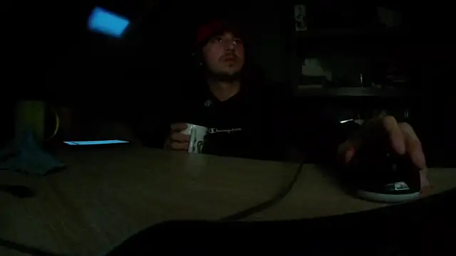 capoloveu online show from 11/30/25, 03:49