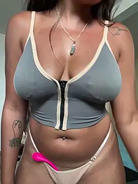 Snapshot of fenixgre chatting on 02/04/25, 08:38 fenixgre online show from 02/04/25, 08:38