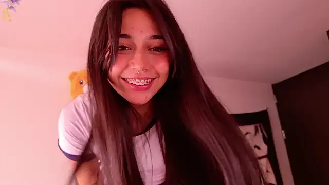 Snapshot of amber_yull chatting on 06/06/26, 03:39 amber yull online show from 06/06/26, 03:39