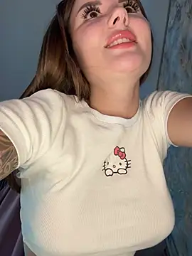 Alina Vibe Me online show from 06/18/26, 11:42